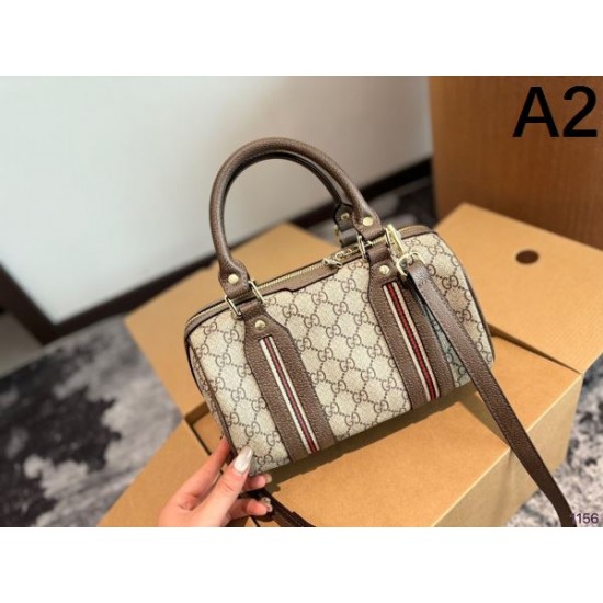 色気のあるスタイルに仕上げ 2024SS トートバッグ GUCCI グッチ 色気のあるスタイルに仕上げ 2024SS トートバッグ GUCCI グッチ