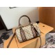 色気のあるスタイルに仕上げ 2024SS トートバッグ GUCCI グッチ 色気のあるスタイルに仕上げ 2024SS トートバッグ GUCCI グッチ