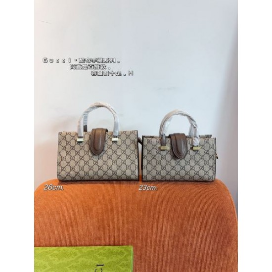 抜け感のあるスタイルが完成 2024SS トートバッグ GUCCI グッチ 抜け感のあるスタイルが完成 2024SS トートバッグ GUCCI グッチ