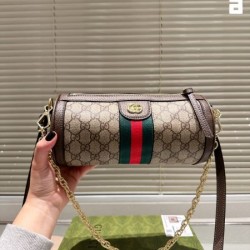 トップスからチラ見える安心 2024SS トートバッグ GUCCI グッチ