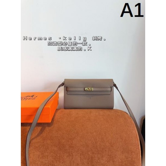 人気が続行限定アイテム 2024SS ショルダーバッグ HERMES エルメス 人気が続行限定アイテム 2024SS ショルダーバッグ HERMES エルメス