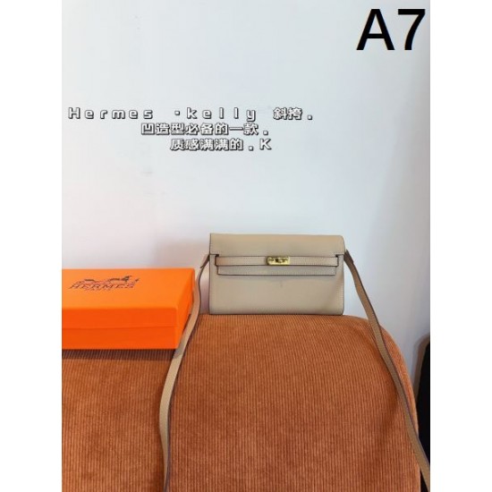 人気が続行限定アイテム 2024SS ショルダーバッグ HERMES エルメス 人気が続行限定アイテム 2024SS ショルダーバッグ HERMES エルメス