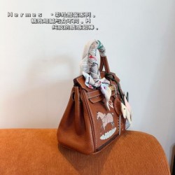 個性的な印象に仕上がり 2024SS トートバッグ HERMES エルメス