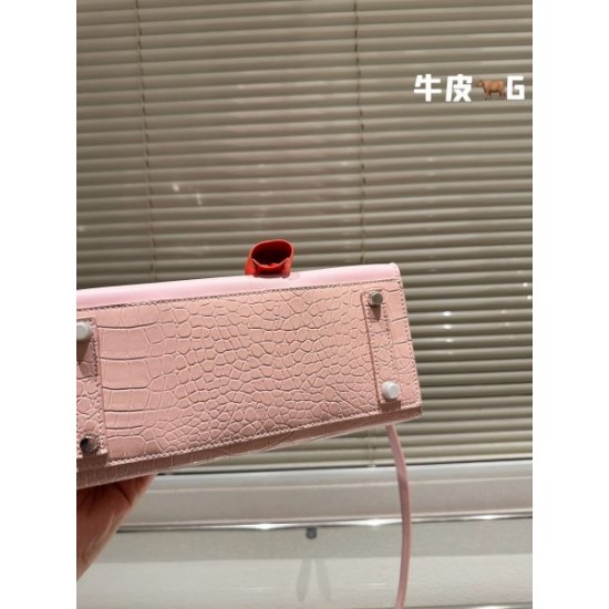 最新の注目ファッション 2024SS トートバッグ HERMES エルメス 最新の注目ファッション 2024SS トートバッグ HERMES エルメス
