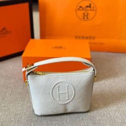 新作カジュアルコーデに 2024SS トートバッグ HERMES エルメス