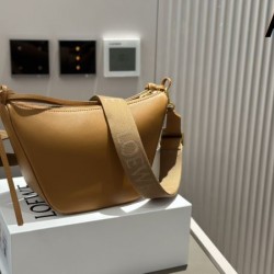 素敵な夏の定番アイテム 2024SS ショルダーバッグ LOEWE ロエベ