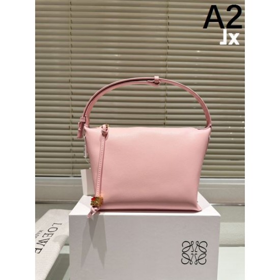 オシャレに見せられます 2024SS トートバッグ LOEWE ロエベ オシャレに見せられます 2024SS トートバッグ LOEWE ロエベ