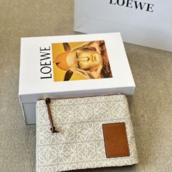 注目が集まる夏季新作 2024SS クラッチバッグ LOEWE ロエベ