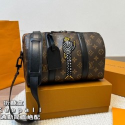 貴重なアイテム 2024SS ショルダーバッグ LOUIS VUITTON ルイヴィトン 