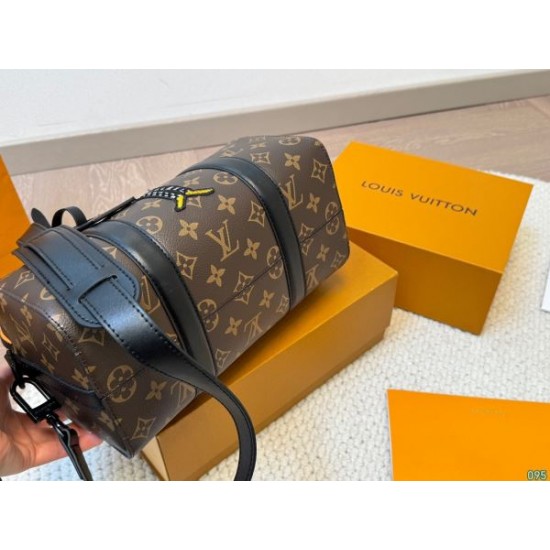 貴重なアイテム 2024SS ショルダーバッグ LOUIS VUITTON ルイヴィトン 貴重なアイテム 2024SS ショルダーバッグ LOUIS VUITTON ルイヴィトン