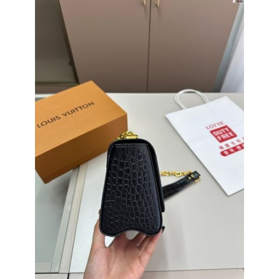 注目新ブランド 2024SS ショルダーバッグ LOUIS VUITTON ルイヴィトン 注目新ブランド 2024SS ショルダーバッグ LOUIS VUITTON ルイヴィトン
