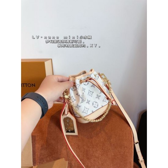 最安価格新品 2024SS トートバッグ LOUIS VUITTON ルイヴィトン 最安価格新品 2024SS トートバッグ LOUIS VUITTON ルイヴィトン