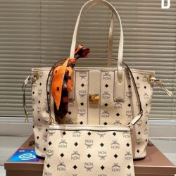 人気は衰えず！ 2024SS トートバッグ MCM エムシーエム
