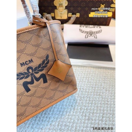 春らしい季節感 2024SS トートバッグ MCM エムシーエム 春らしい季節感 2024SS トートバッグ MCM エムシーエム