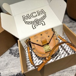 おすすめコーデ 2024SS トートバッグ MCM エムシーエム