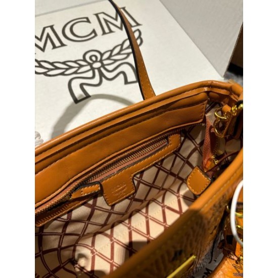 最旬のスタイル 2024SS トートバッグ MCM エムシーエム
