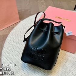 春夏の定番新品 2024SS トートバッグ MIU MIU ミュウミュウ
