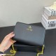春夏の爽やかなスタイル 2024SS ショルダーバッグ PRADA プラダ 春夏の爽やかなスタイル 2024SS ショルダーバッグ PRADA プラダ