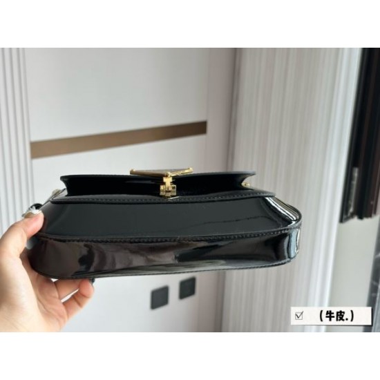 春夏大活躍人気アイテム 2024SS ショルダーバッグ PRADA プラダ 春夏大活躍人気アイテム 2024SS ショルダーバッグ PRADA プラダ