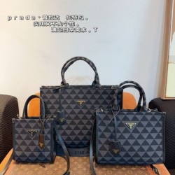 日本でも大人気のモデル 2024SS トートバッグ PRADA プラダ
