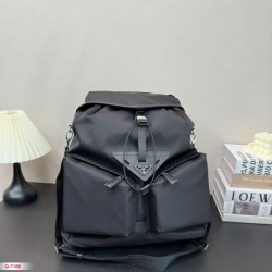 お目立ち度の高い新品 2024SS バックパック PRADA プラダ