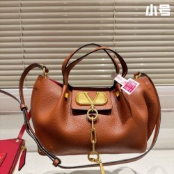 最安値人気品 2024SS トートバッグ VALENTINO ヴァレンティノ