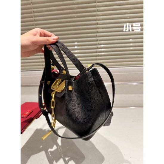 最安値人気品 2024SS トートバッグ VALENTINO ヴァレンティノ