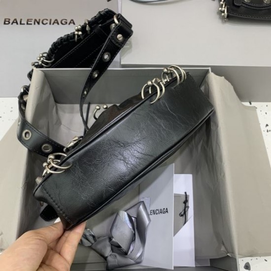 履き心地抜群 2024SS トートバッグ BALENCIAGA バレンシアガ 履き心地抜群 2024SS トートバッグ BALENCIAGA バレンシアガ