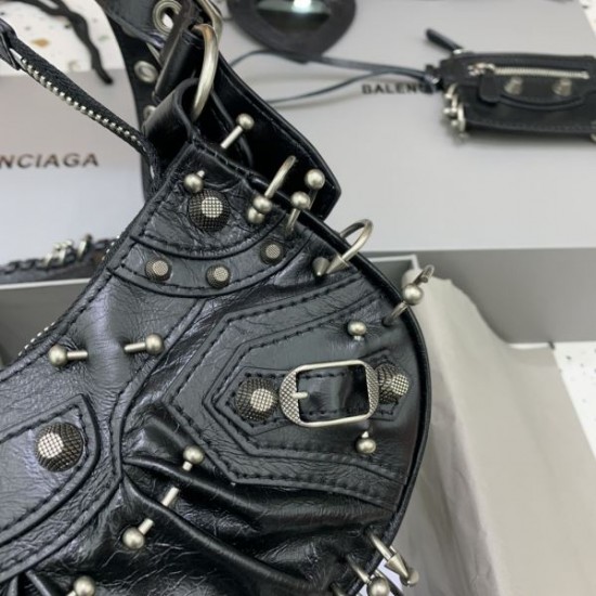 履き心地抜群 2024SS トートバッグ BALENCIAGA バレンシアガ 履き心地抜群 2024SS トートバッグ BALENCIAGA バレンシアガ