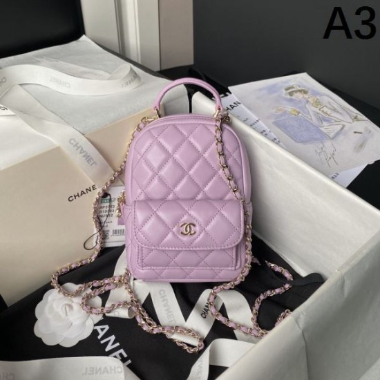 素材感を引き出せるアイテム 2024SS バックパック CHANEL シャネル