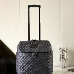 ジュアル感強めの着 2024SS トラベルバッグ CHANEL シャネル