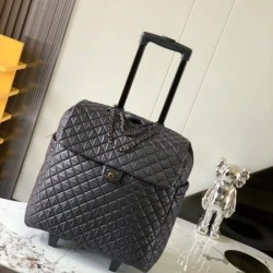 ジュアル感強めの着 2024SS トラベルバッグ CHANEL シャネル