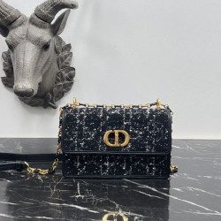 数量限定奇跡の入荷 2024SS ショルダーバッグ DIOR ディオール