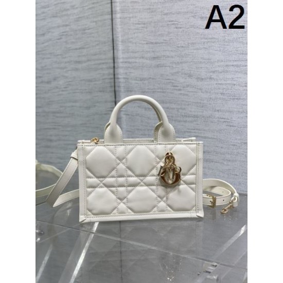 絶対欲しい手に入る 2024SS トートバッグ DIOR ディオール 絶対欲しい手に入る 2024SS トートバッグ DIOR ディオール