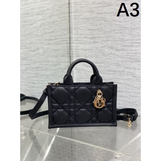 絶対欲しい手に入る 2024SS トートバッグ DIOR ディオール 絶対欲しい手に入る 2024SS トートバッグ DIOR ディオール