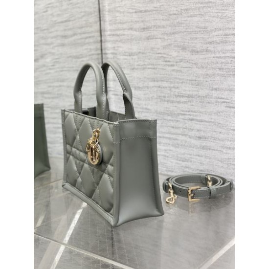 絶対欲しい手に入る 2024SS トートバッグ DIOR ディオール 絶対欲しい手に入る 2024SS トートバッグ DIOR ディオール