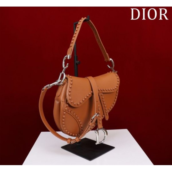 春夏注目の商品厳選 2024SS トートバッグ DIOR ディオール 春夏注目の商品厳選 2024SS トートバッグ DIOR ディオール