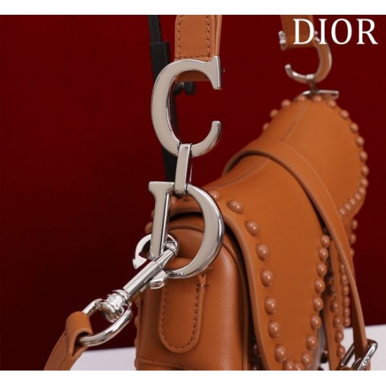 春夏注目の商品厳選 2024SS トートバッグ DIOR ディオール 春夏注目の商品厳選 2024SS トートバッグ DIOR ディオール