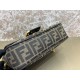 春夏で限定セール! 2024SS ショルダーバッグ FENDI フェンデイ 春夏で限定セール! 2024SS ショルダーバッグ FENDI フェンデイ