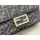 春夏で限定セール! 2024SS ショルダーバッグ FENDI フェンデイ 春夏で限定セール! 2024SS ショルダーバッグ FENDI フェンデイ
