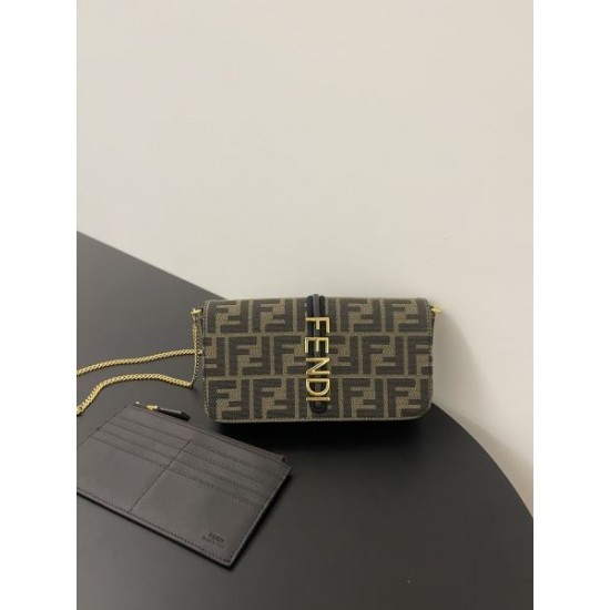 ギフト最適期間限定 2024SS ショルダーバッグ FENDI フェンデイ ギフト最適期間限定 2024SS ショルダーバッグ FENDI フェンデイ
