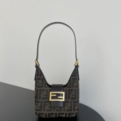 幅広い層におすすめ 2024SS トートバッグ FENDI フェンデイ