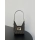 幅広い層におすすめ 2024SS トートバッグ FENDI フェンデイ 幅広い層におすすめ 2024SS トートバッグ FENDI フェンデイ