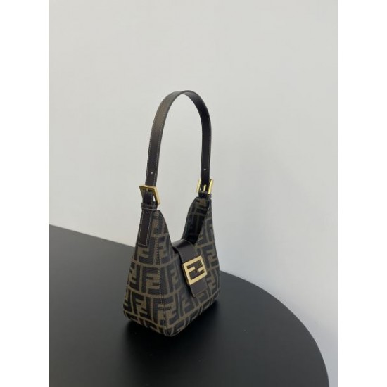 幅広い層におすすめ 2024SS トートバッグ FENDI フェンデイ 幅広い層におすすめ 2024SS トートバッグ FENDI フェンデイ