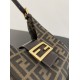 幅広い層におすすめ 2024SS トートバッグ FENDI フェンデイ 幅広い層におすすめ 2024SS トートバッグ FENDI フェンデイ
