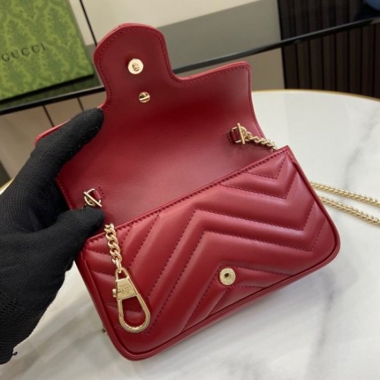 着まわし抜群カラー 2024SS ショルダーバッグ GUCCI グッチ 着まわし抜群カラー 2024SS ショルダーバッグ GUCCI グッチ
