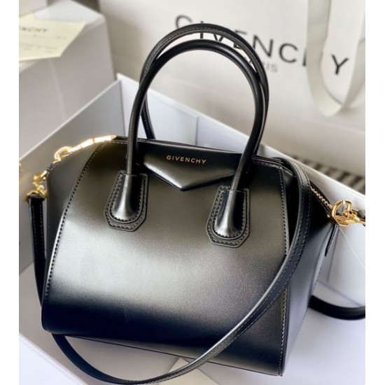 おしゃれ感度UP! 2024SS トートバッグ GIVENCHY ジバンシィ おしゃれ感度UP! 2024SS トートバッグ GIVENCHY ジバンシィ