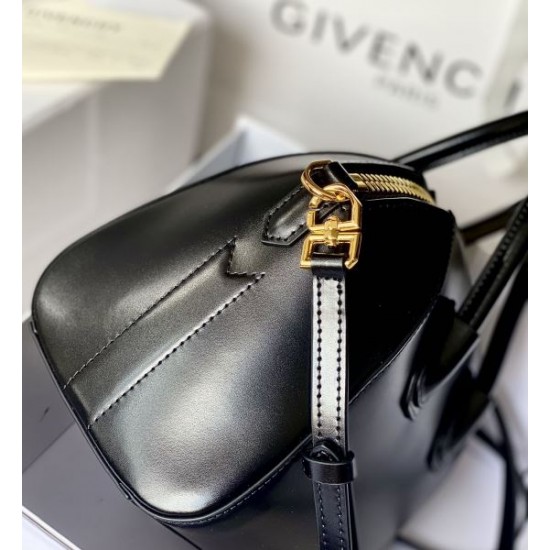 おしゃれ感度UP! 2024SS トートバッグ GIVENCHY ジバンシィ おしゃれ感度UP! 2024SS トートバッグ GIVENCHY ジバンシィ