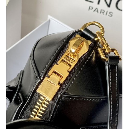おしゃれ感度UP! 2024SS トートバッグ GIVENCHY ジバンシィ おしゃれ感度UP! 2024SS トートバッグ GIVENCHY ジバンシィ