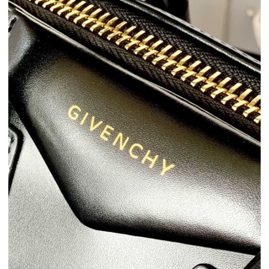 おしゃれ感度UP! 2024SS トートバッグ GIVENCHY ジバンシィ おしゃれ感度UP! 2024SS トートバッグ GIVENCHY ジバンシィ